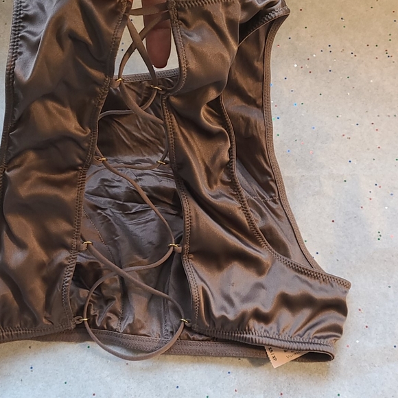 🥳LAST ONE (XS)🥳BUY 1 GET 1 FREE VICTORIA SECRET BROWN SATIN BRA - Picture 6 of 9